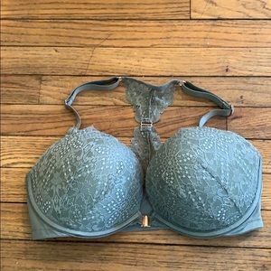 victoria’s secret pink bra